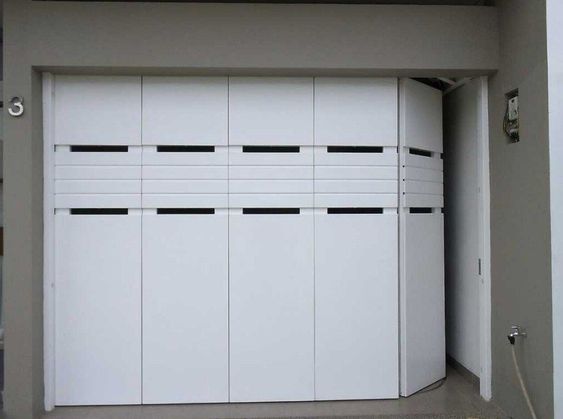 pintu garasi besi minimalis