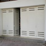 Pintu Garasi Besi Minimalis